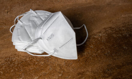 Teacher worried students will judge her choice to continue wearing a mask